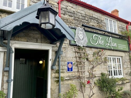 The Red Lion, Book Hotel 3-stjernede hoteller i Merseyside, 3*