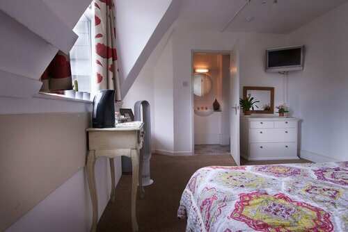 Boho Beach House, Забронировать Гостевой дом Борнмут Дорсет, рядом с Bournemouth Library
