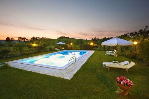 Agriturismo Il Fienile, Забронировать Фермерский дом Фермерские дома Монтепульчано, Фермерский дом