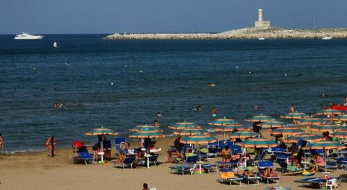Village La Canzone del Mare, Boek Camping Goedkope hotels in Foresta Umbra