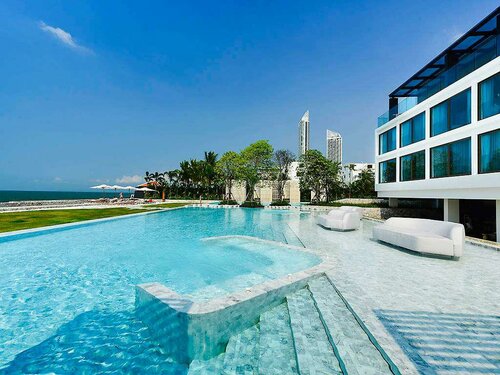 Veranda Resort Pattaya - MGallery Collection, Accor Hotel, Забронировать Курортный отель Отели На Джомтьен с парковкой, Парковка