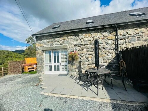 Dolgun Uchaf Historic B&B and Self Catering Cottages in Snowdonia, Prenota Bed & breakfast Dolgellau 