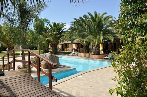 Green Village Resort, Забронировать Курортный отель Вилласимиус Коста-Рей
