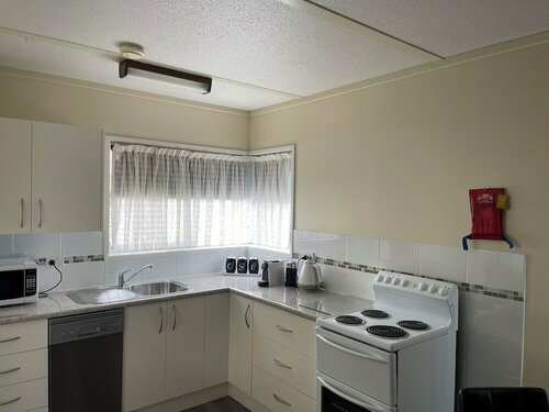 Westwood Motor Inn, Забронировать Мини-отель Мотели Армидейл, рядом с Центр культуры аборигенов, Мотель