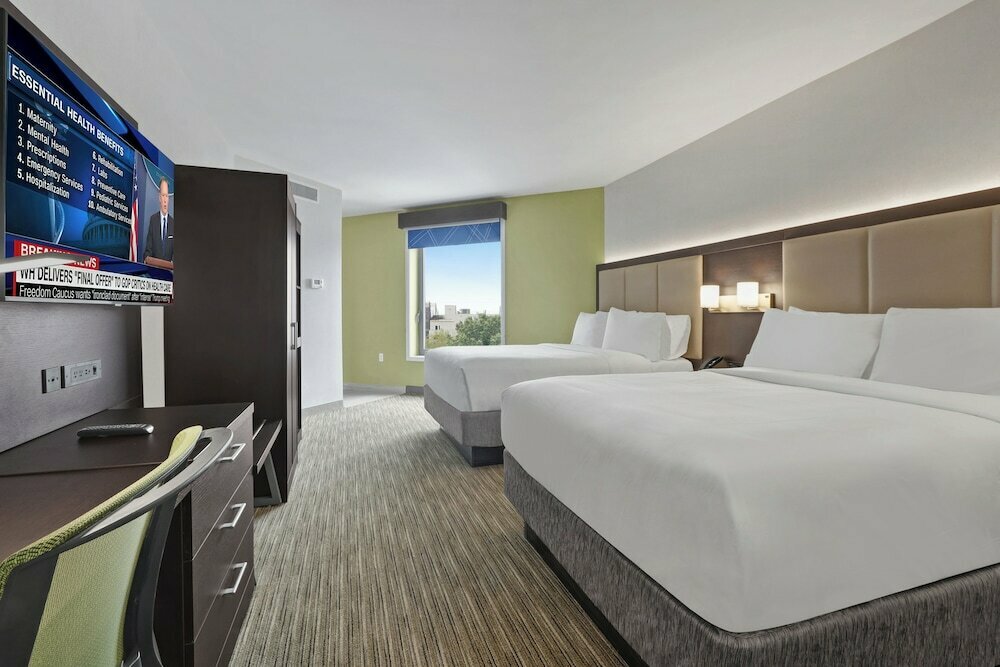 Hotel 1200