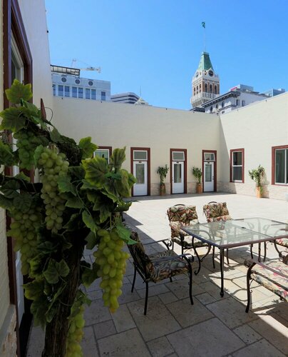 Trending Inn, Rezervasyon Otel Oakland San Francisco Bay Area