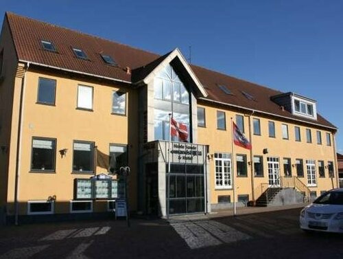 Hvide Sande Hotel, Забронировать Отель Виде-Санне Ringkjøbing