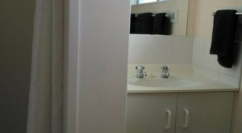 Avon Motel, Book Motel Hawera 