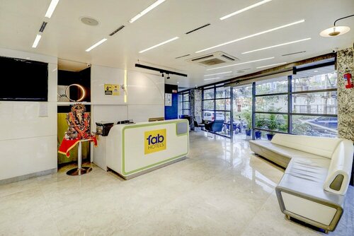 FabHotel Prime Oasis Blue, Забронировать Отель Отели Бхопала с парковкой, Парковка