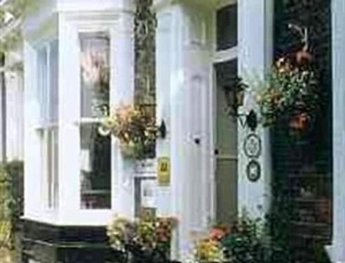 Holmwood House Guest Accommodation, Забронировать Отель Отели Йорка с завтраком, рядом с Мельница Холгейт, Завтраки