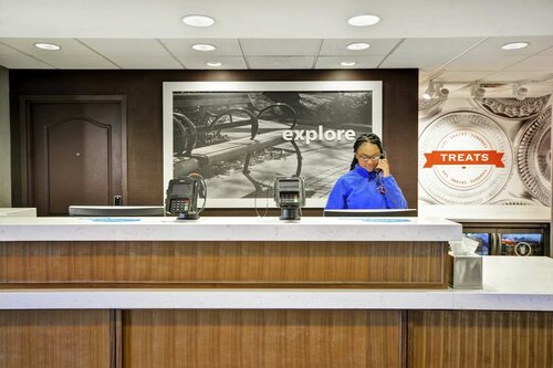 Hampton Inn & Suites Columbus-Easton Area, Book Hotel Hoteller i Columbus med parkering, Parkering