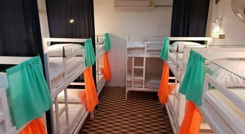 S-space Hostel Chatuchak, Забронировать Хостел Отели провинции Бангкока с парковкой, Парковка