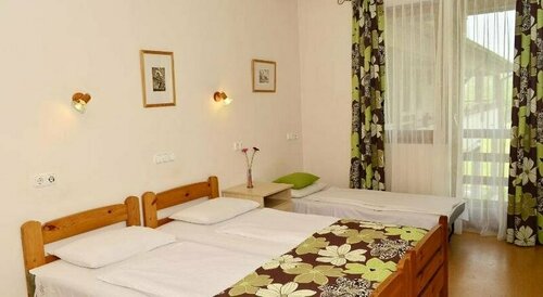Grante Hotel, Забронировать Отель Отели Центральной Трансданубии 3 звезды, 3*