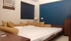 Royal Inn, Забронировать Отель Отели штата Махараштры с завтраком, Завтраки