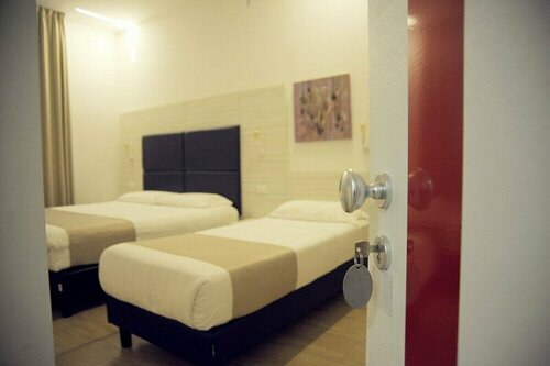 Hotel Fioralba, Book Hotel San Siro Como