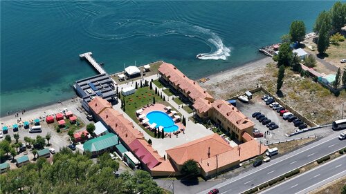 Best Western Bohemian Resort, Book Ferieresort Hoteller i Lake Sevan med parkering, Parkering