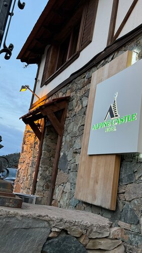 Hotel Alpine Castle, Varaa Hotelli Dilijan Tavush region