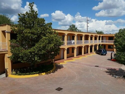 Hotel Maria Luisa Inn & Suites, Prenota Hotel Hotel a Nuevo León con piscina, Piscina