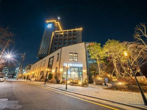 Junibino Hotel Hongdae, Забронировать Отель Мапхогу Сеул