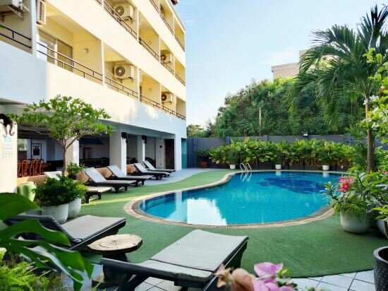 The Chanthong Residence and Hotel Pattaya