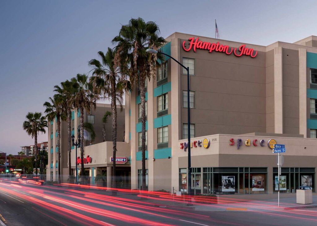 Hampton Inn