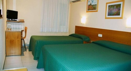 Hotel Goya, Book Hotel Lleida Catalonien, nær Workers' Commissions