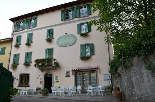 Il Fondaccio, Rezervovat Hotel Lizzano in Belvedere 