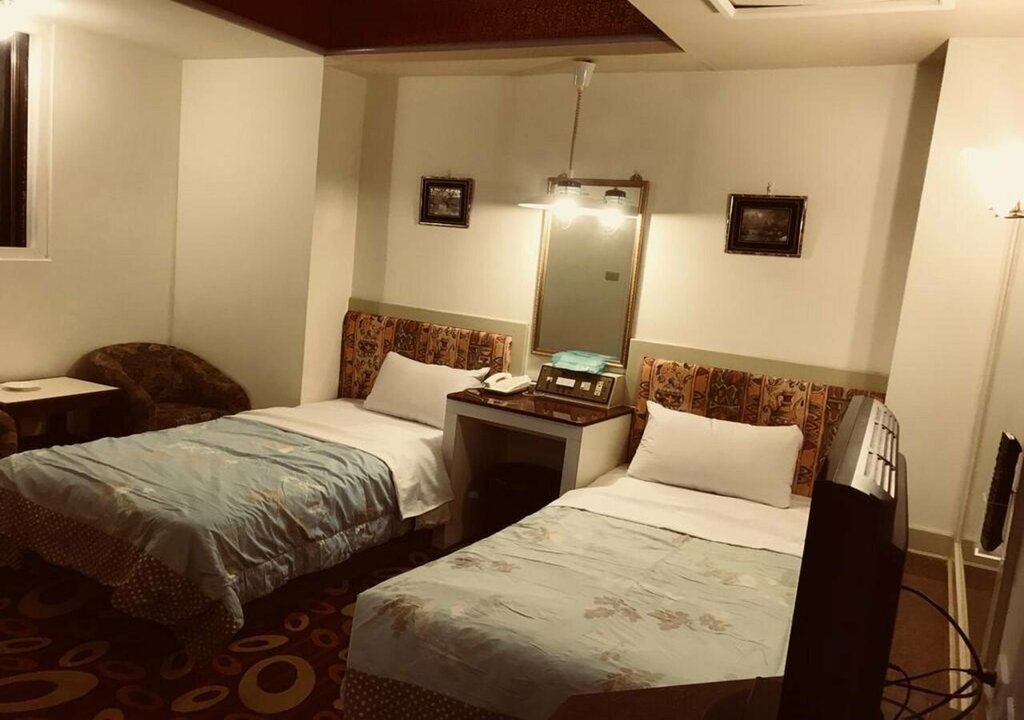 Good Hotel