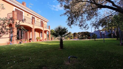 Villa Feluchia, Book Hotel Acireale Etna