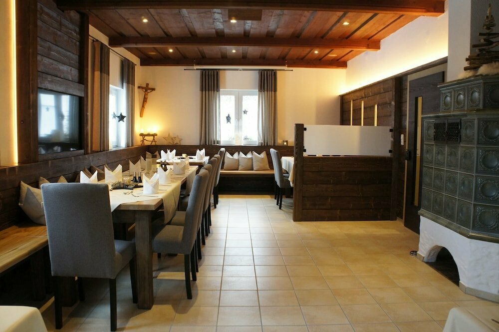 Edlgütl Pension Und Ferienwohnungen