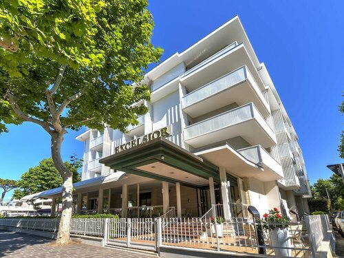 Hotel Excelsior, Забронировать Отель Отели Червия 3 звезды, 3*
