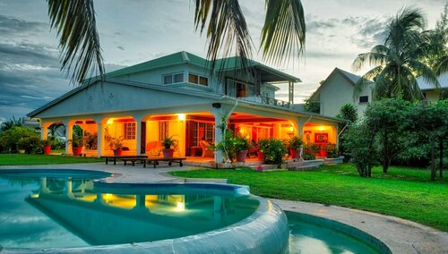 Ocean Beach Villa, Забронировать Вилла Отели Тру-о-Биш с бассейном, Бассейн