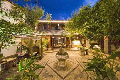 Lijiang Tailai Inn, Book Hotel Hoteller i Lijiang med parkering, Parkering
