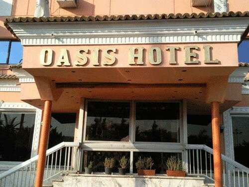 Oasis Hotel Heliopolis, Забронировать Отель Отели Каира с парковкой, Парковка