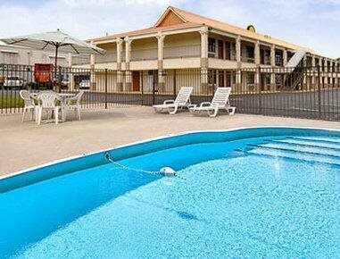 Days Inn by Wyndham Monroe, Louisiana, Buchen Sie Hotel Monroe Louisiana