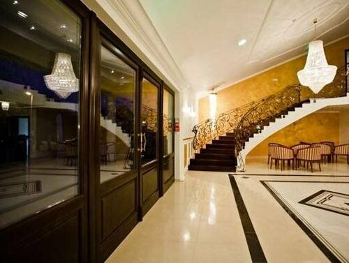 Guest Accommodation Atrium Gulin, Rezerwuj Pensjonat Gradina Split-Dalmatia County