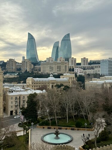 Апарт-отель Four Seasons, Забронировать Отель Отели в центре Баку, в центре