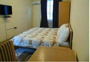 Jayliz Lodge Tema, Забронировать Отель Отели Темы с завтраком, Завтраки