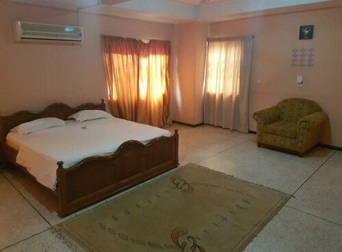 East Airport Guesthouse, Забронировать Гостевой дом Гостевые дома Аккры, Гостевой дом