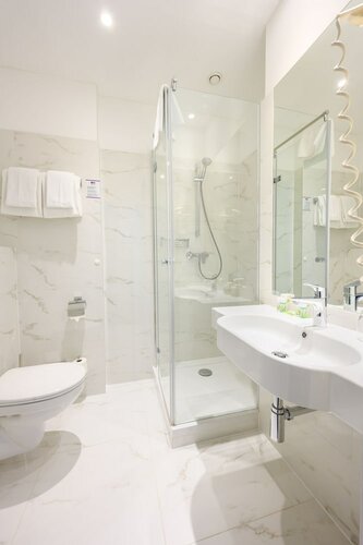 Roombach Hotel Budapest Center, Varaa Hotelli 07. Erzsébetváros 