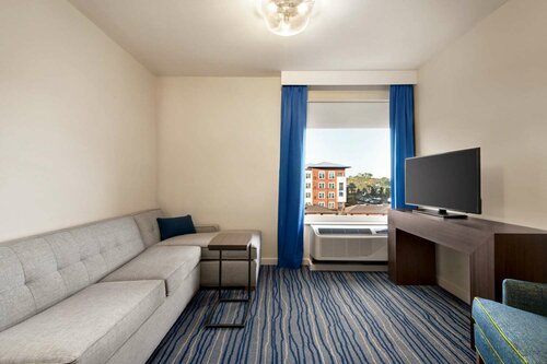La Quinta Inn & Suites by Wyndham Orlando I-Drive Theme Parks, Забронировать Отель Орландо Диснейуорлд Орландо