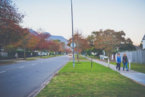 Two Fat Owls Guesthouse, Reservar Hotel Hotéis em George Central com estacionamento, Estacionamento