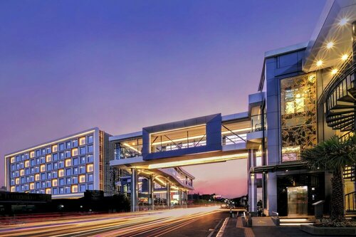GRAMM HOTEL by Ambarrukmo Yogyakarta, Забронировать Отель Отели Депок 4 звезды, 4*
