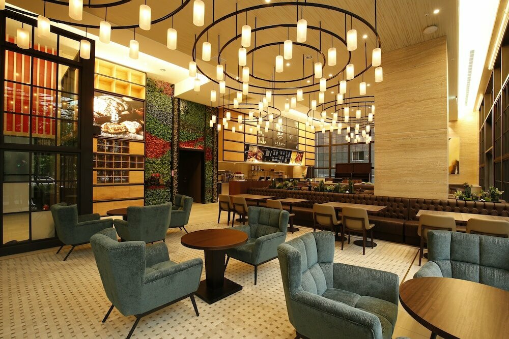 Kloud Hotel