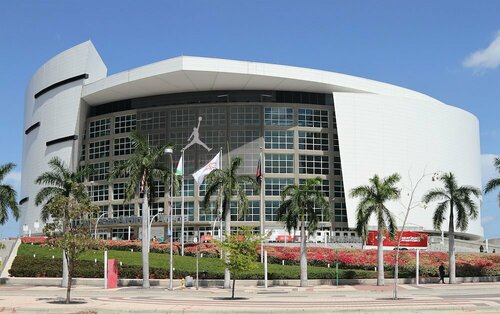 Miami Vacation Rentals - Brickell, Забронировать Апартаменты/квартира Отели Брикелл с парковкой, Парковка