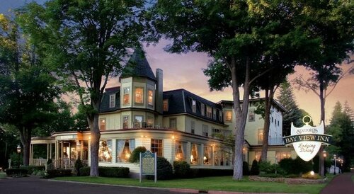 Bay View Inn, Buchen Sie Hotel Petoskey Michigan
