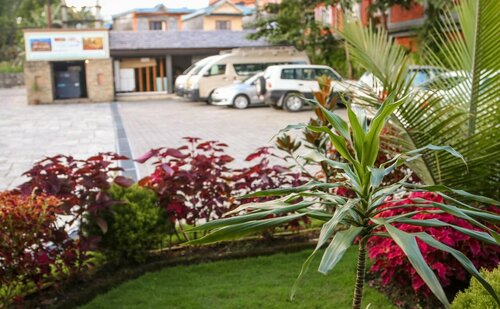 Atithi Resort & Spa, Забронировать Курортный отель Отели Покхара по системе «всё включено», Всё включено