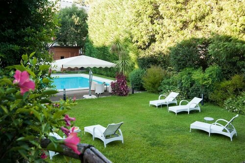 Villa Maria Cristina, Réserver Villa Cottages à Caserte, Cottage