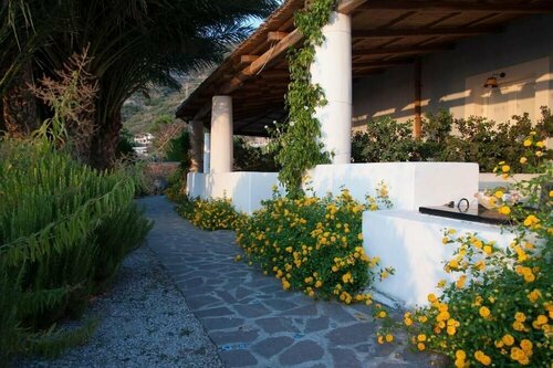 Hotel La Locanda Del Postino, Reserva ahora Hotel Hoteles en Sicilia con aparcamiento, Aparcamiento