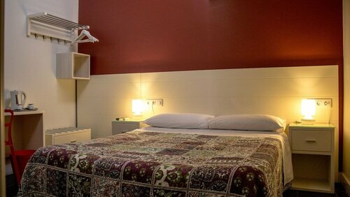 Hostal San Vicente II, Забронировать Хостел Хостелы Севильи, Хостел